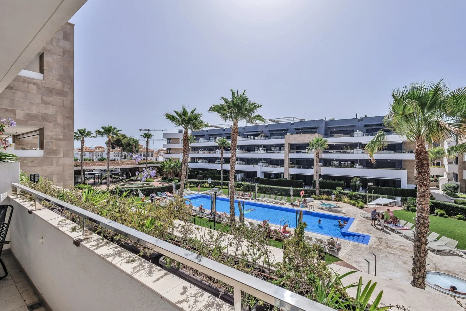 Apartment de 3 dormitorios en venta en Playa Flamenca, Costa Blanca - Image 2
