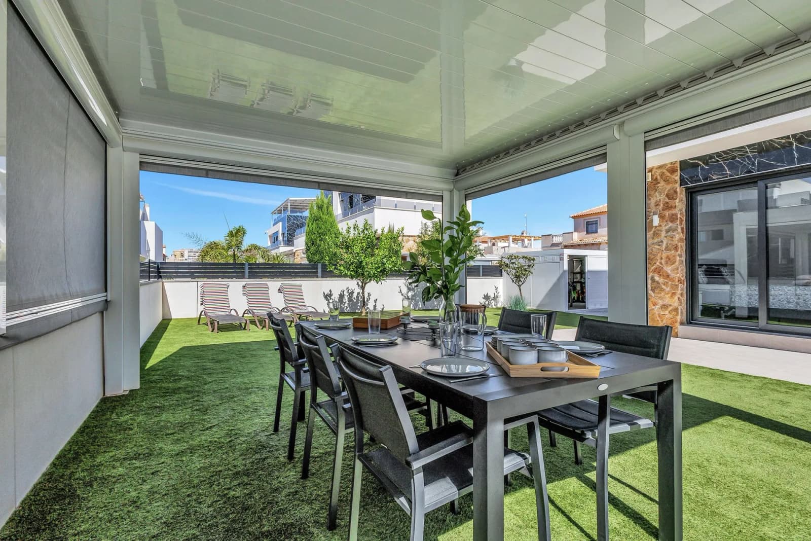 Villa de 3 dormitorios en venta en Torrevieja, Costa Blanca - Image 4