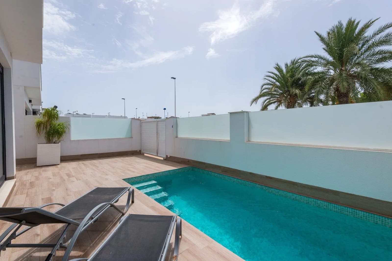 Villa de 3 dormitorios en venta en San Pedro del Pinatar, Costa Cálida - Image 3