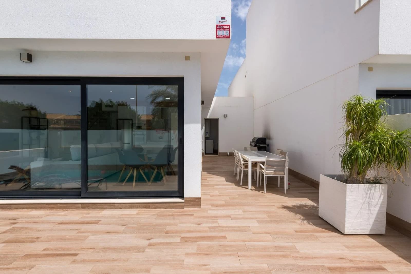 Villa de 3 dormitorios en venta en San Pedro del Pinatar, Costa Cálida - Image 5