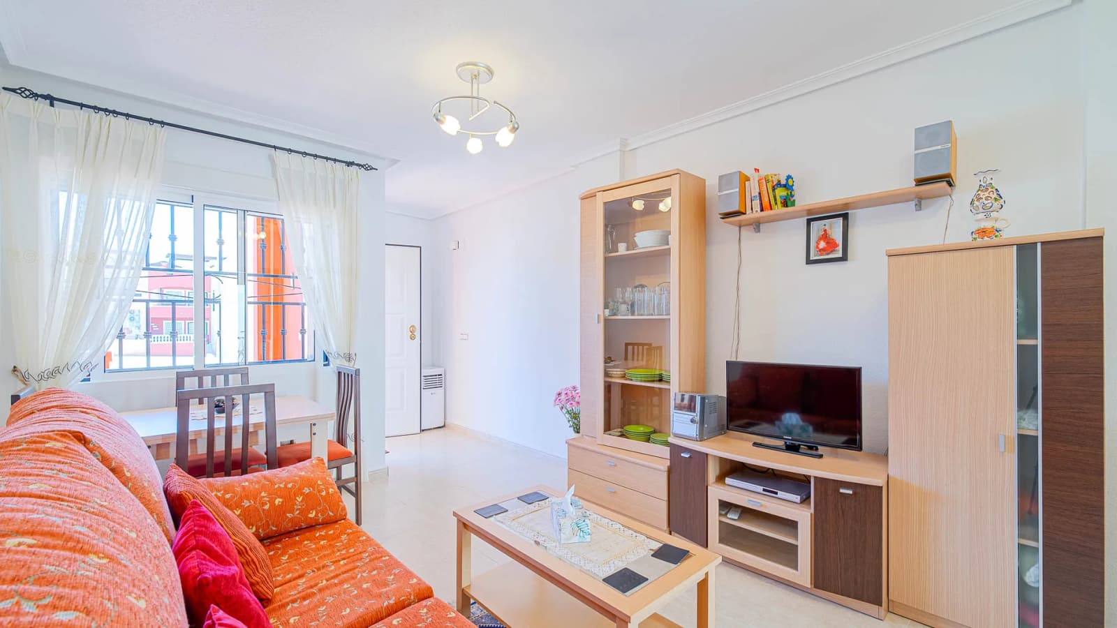 Apartament In Los Altos - Image 2