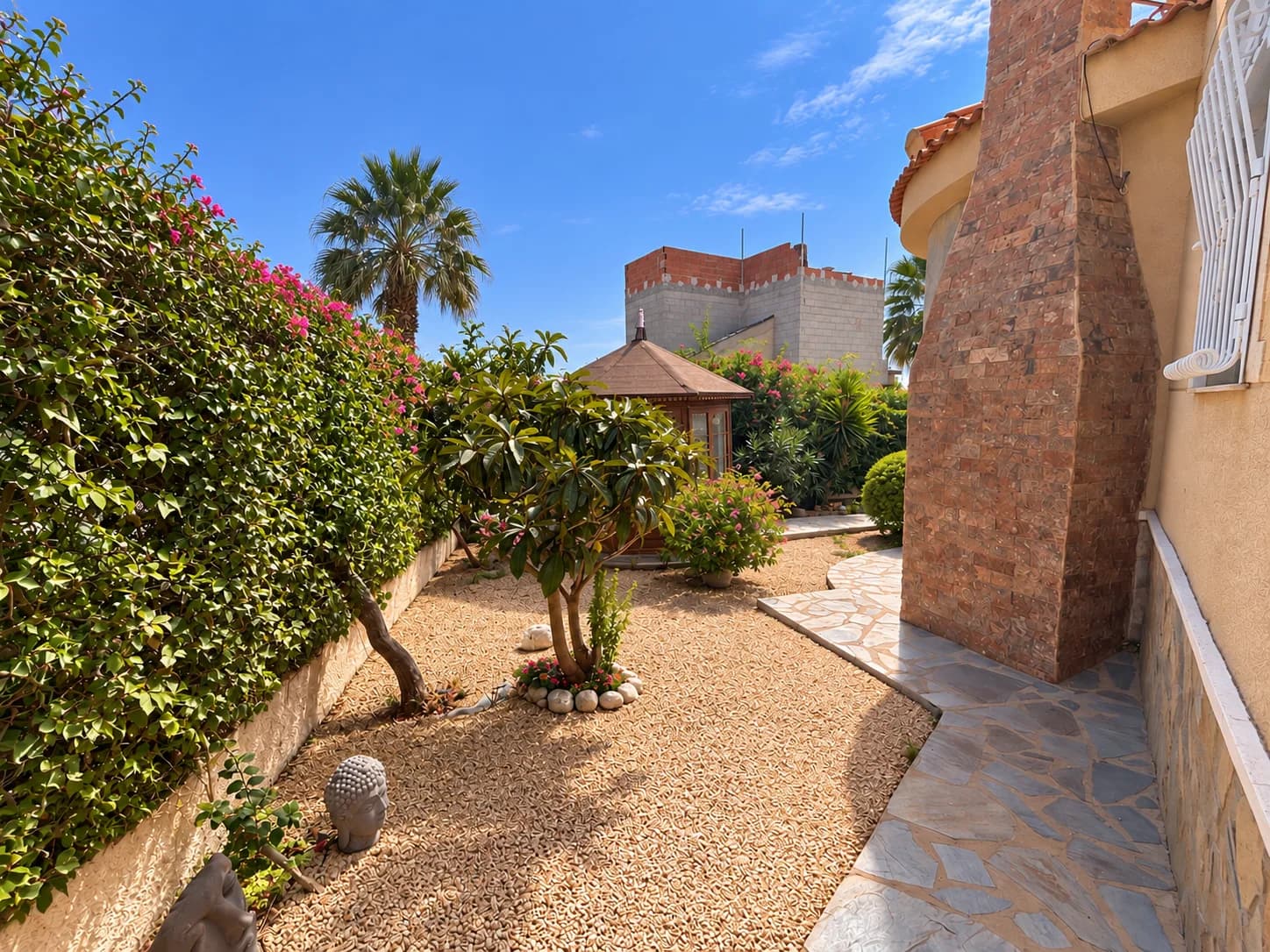Detached Villa In Urbanización Ciudad Quesada - Image 8