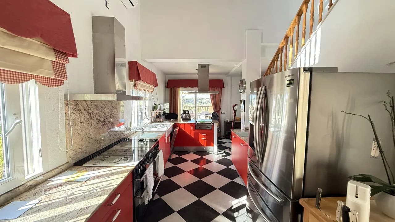Villa de 5 dormitorios en venta en La Zenia, Alicante - Image 7