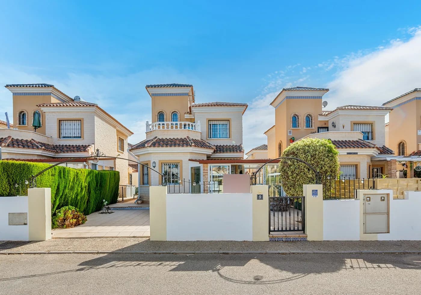 Villa de 3 dormitorios en venta en Guardamar del Segura, Alicante