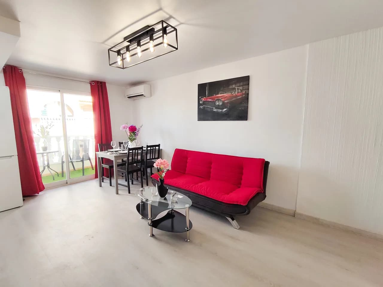 Apartment de 3 dormitorios en venta en Torrevieja, Alicante - Image 2