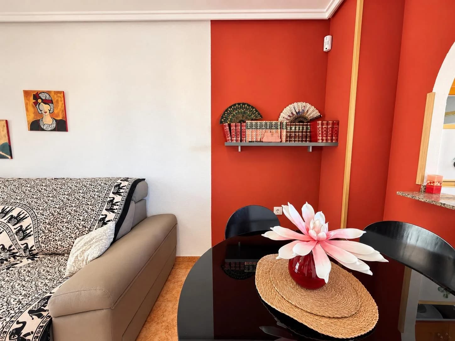 Apartment de 2 dormitorios en venta en Torrevieja, Alicante - Image 6