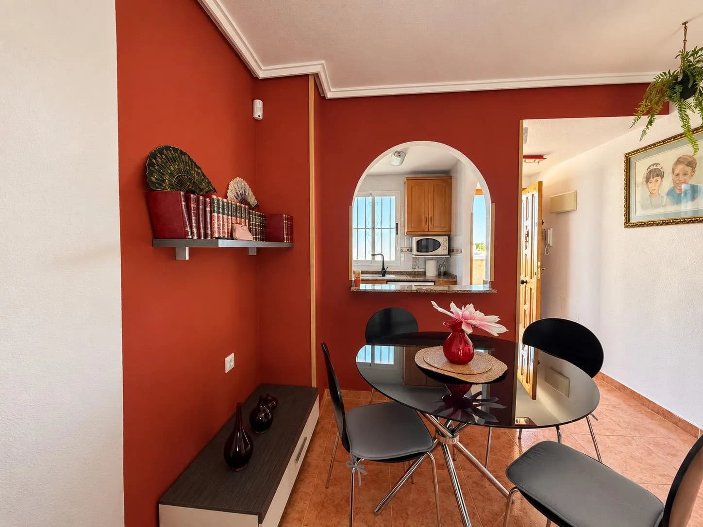 Apartment de 2 dormitorios en venta en Torrevieja, Alicante - Image 8