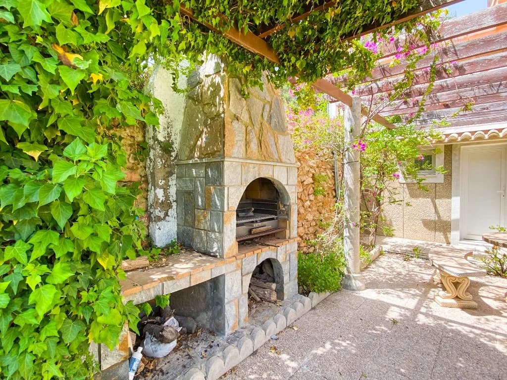 Villa de 7 dormitorios en venta en Villamartín, Alicante - Image 2