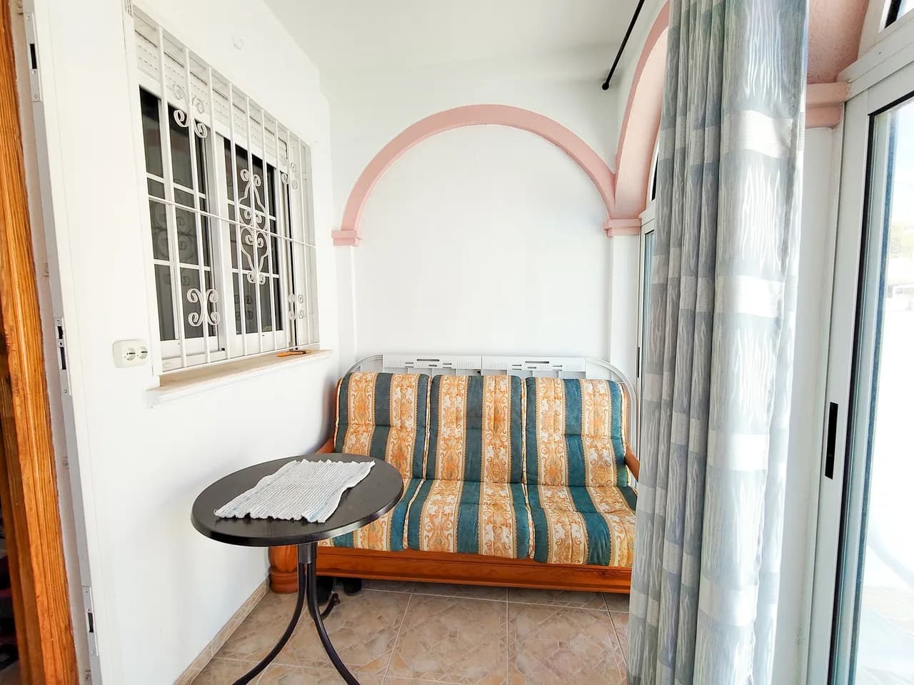 Townhouse de 2 dormitorios en venta en Playa Flamenca, Alicante - Image 4