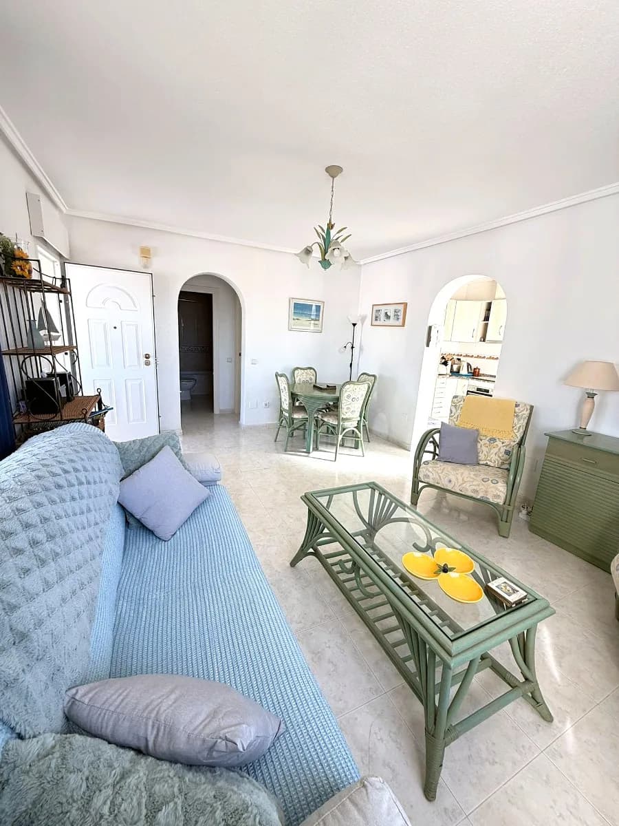 Bungalow de 2 dormitorios en venta en Ciudad Quesada, Alicante / Costa Blanca - Image 6