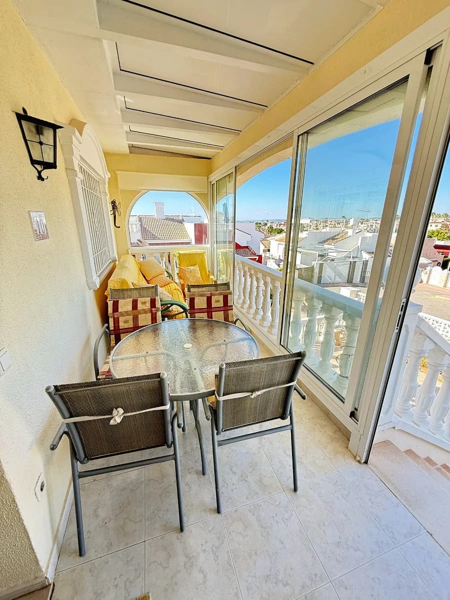 Bungalow de 2 dormitorios en venta en Ciudad Quesada, Alicante / Costa Blanca - Image 7