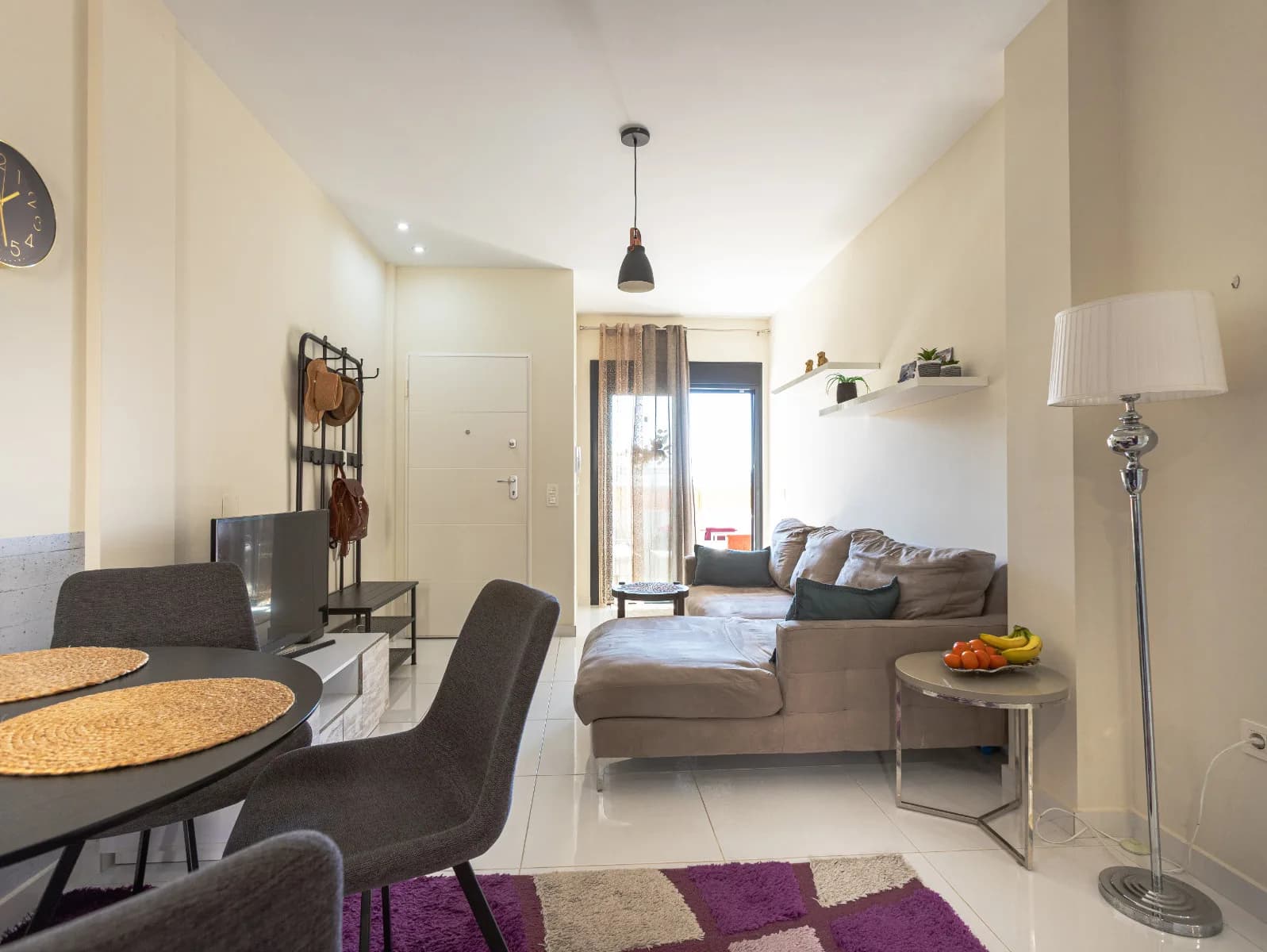Bungalow de 2 dormitorios en venta en Los Altos, Alicante - Image 8