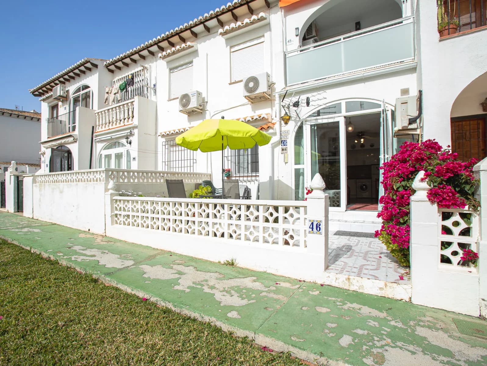 Bungalow de 1 dormitorios en venta en Torrevieja, Alicante