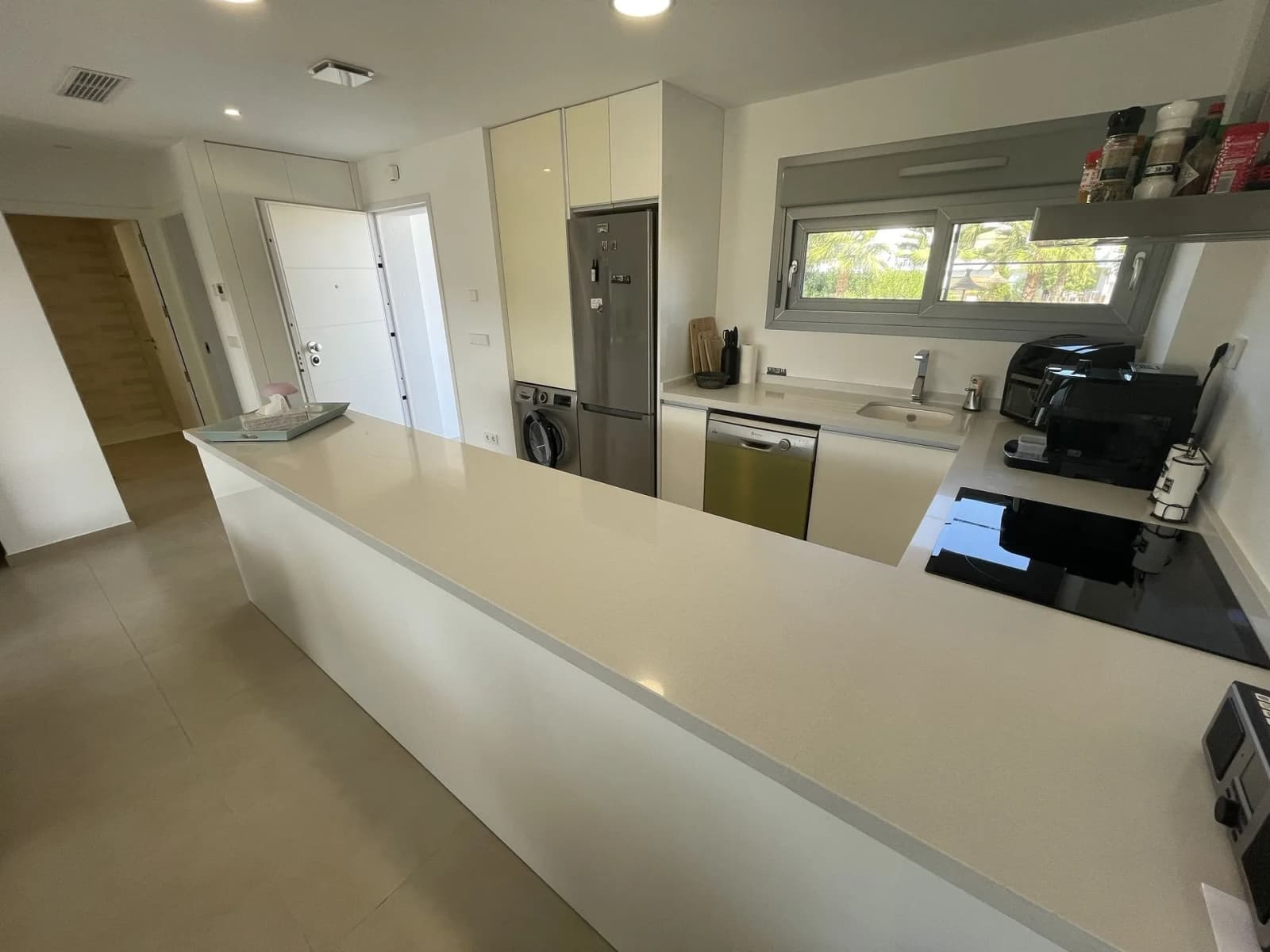 Apartment de 2 dormitorios en venta en Vistabella Golf, Alicante - Image 9