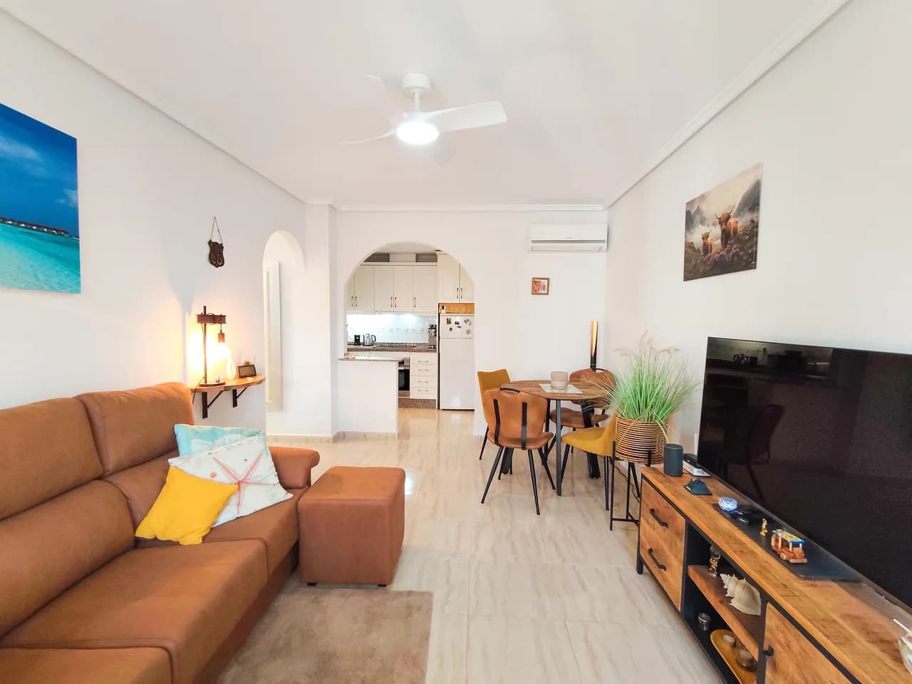 Apartment de 2 dormitorios en venta en Villamartin, Alicante - Image 7
