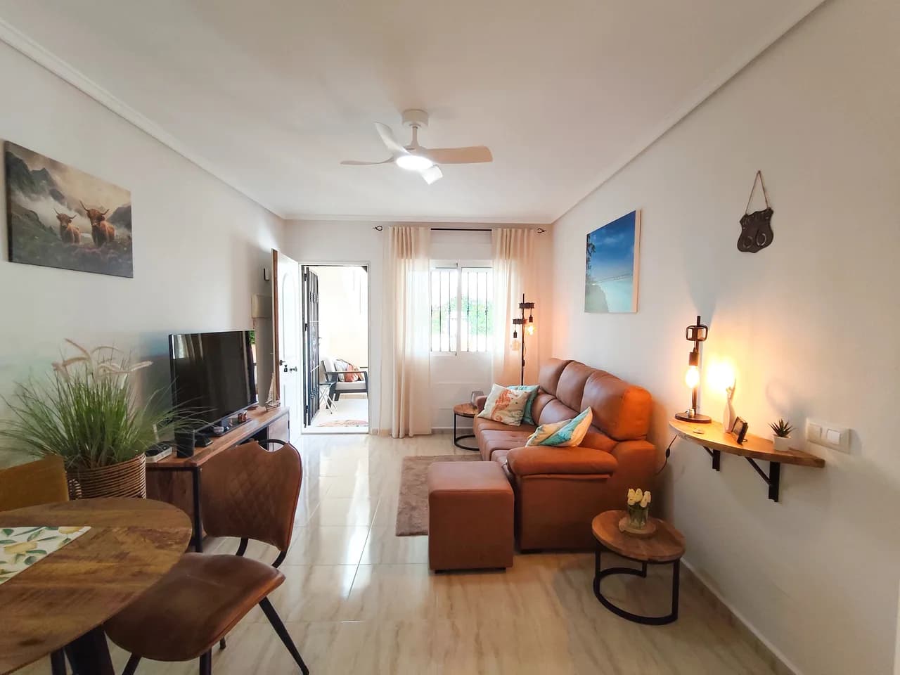 Apartment de 2 dormitorios en venta en Villamartin, Alicante - Image 8
