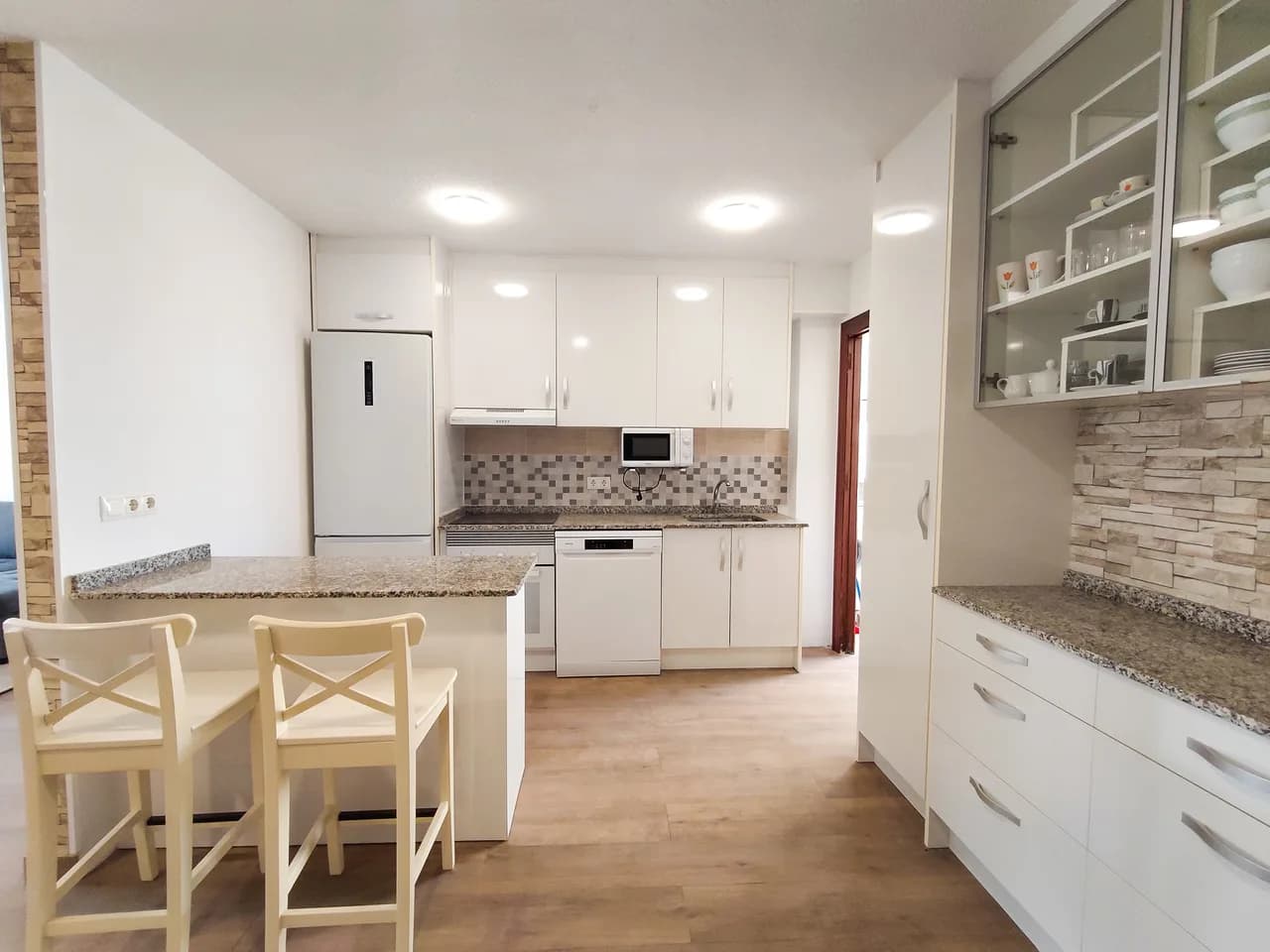 Apartment de 3 dormitorios en venta en Benijofar, Alicante - Image 8