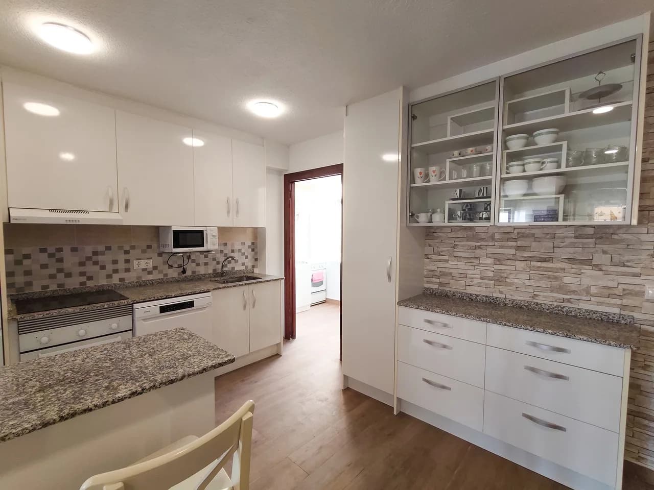 Apartment de 3 dormitorios en venta en Benijofar, Alicante - Image 9