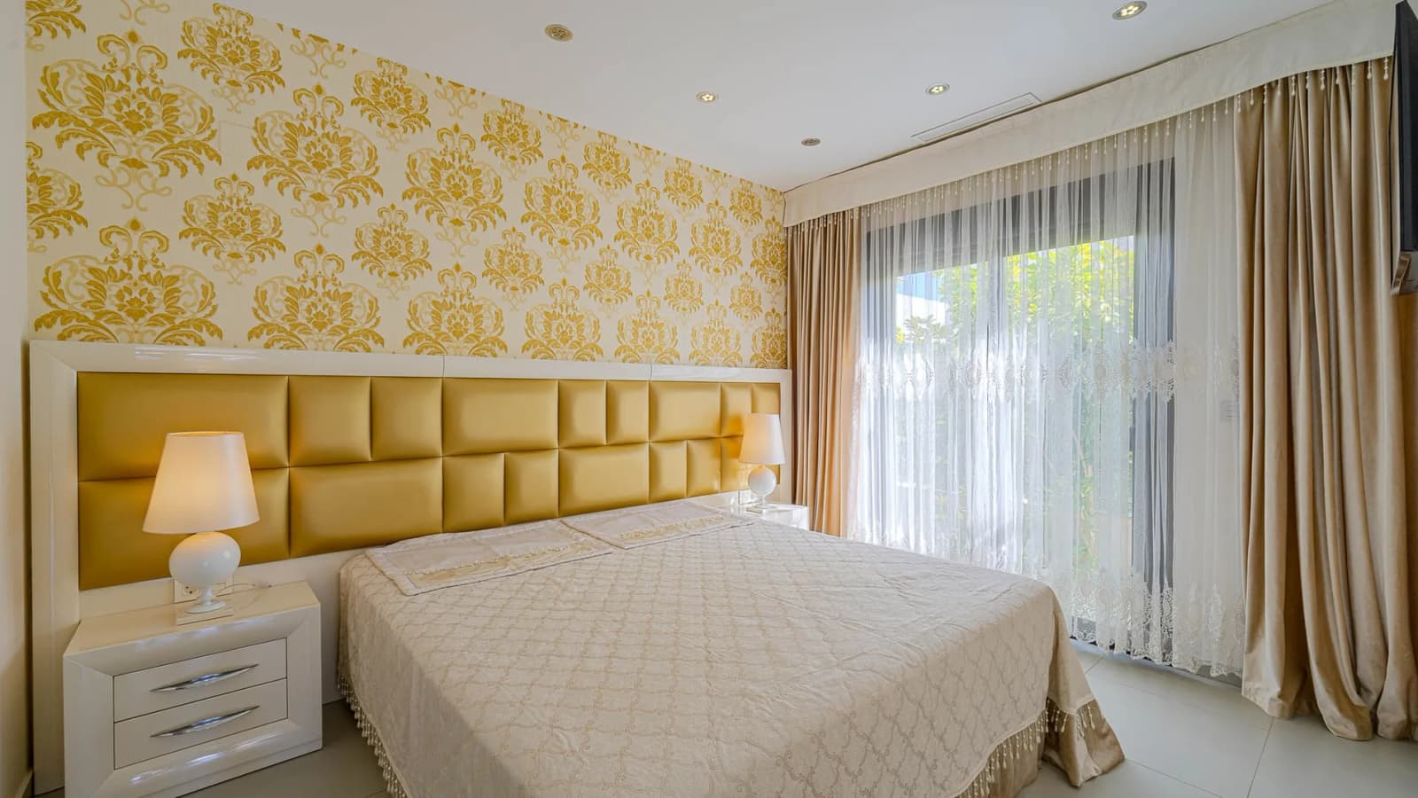 Villa In Ciudad Quesada - Image 3