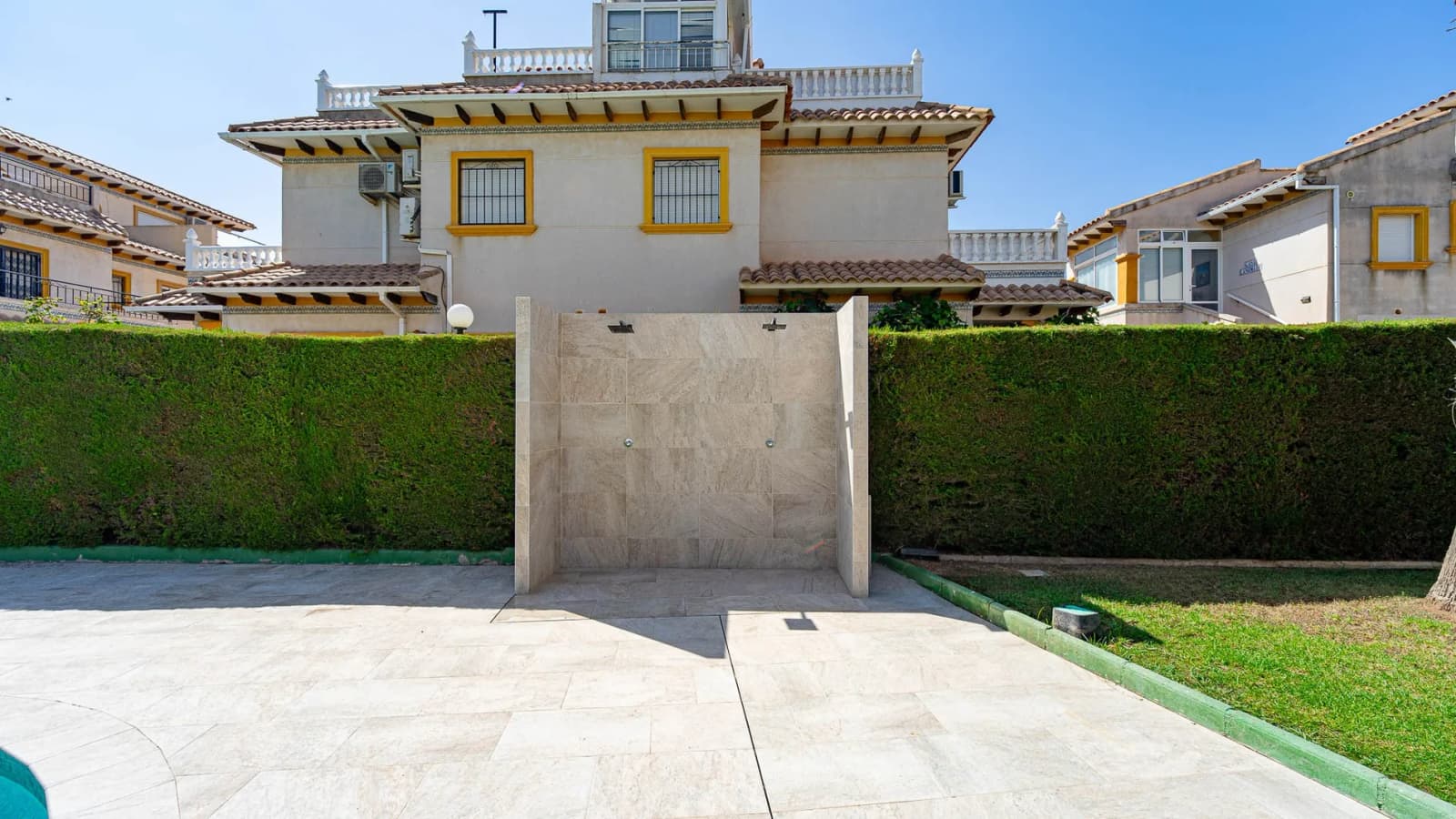 Apartament In Punta Prima - Image 9
