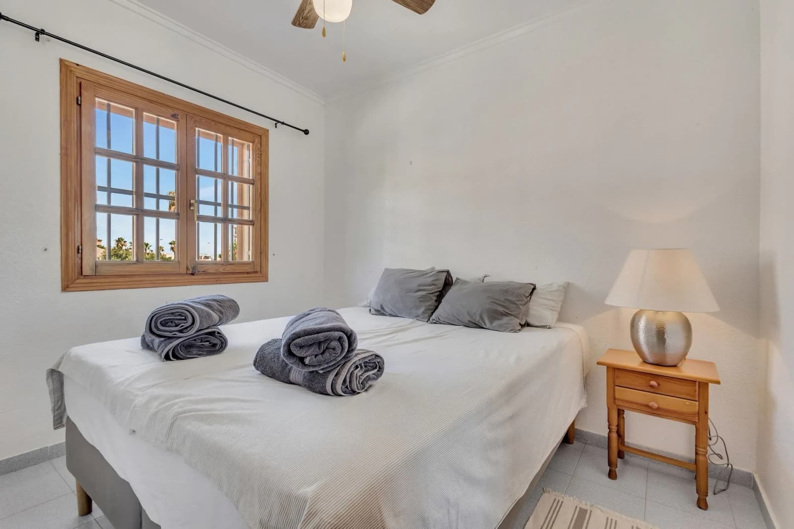 Apartment In La Mata - Image 8
