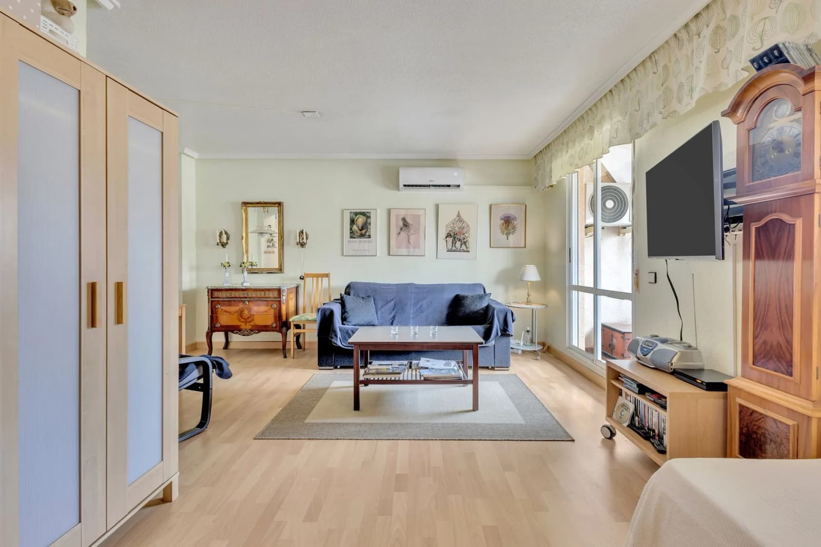 Apartment In Torrevieja - Image 9