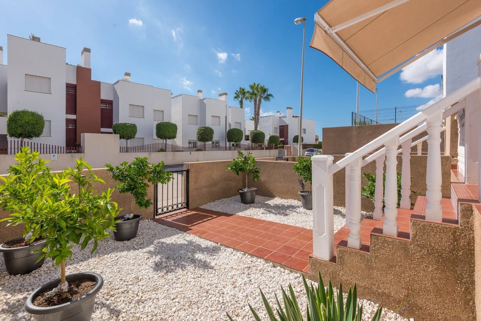 Apartment In Punta Prima - Image 3