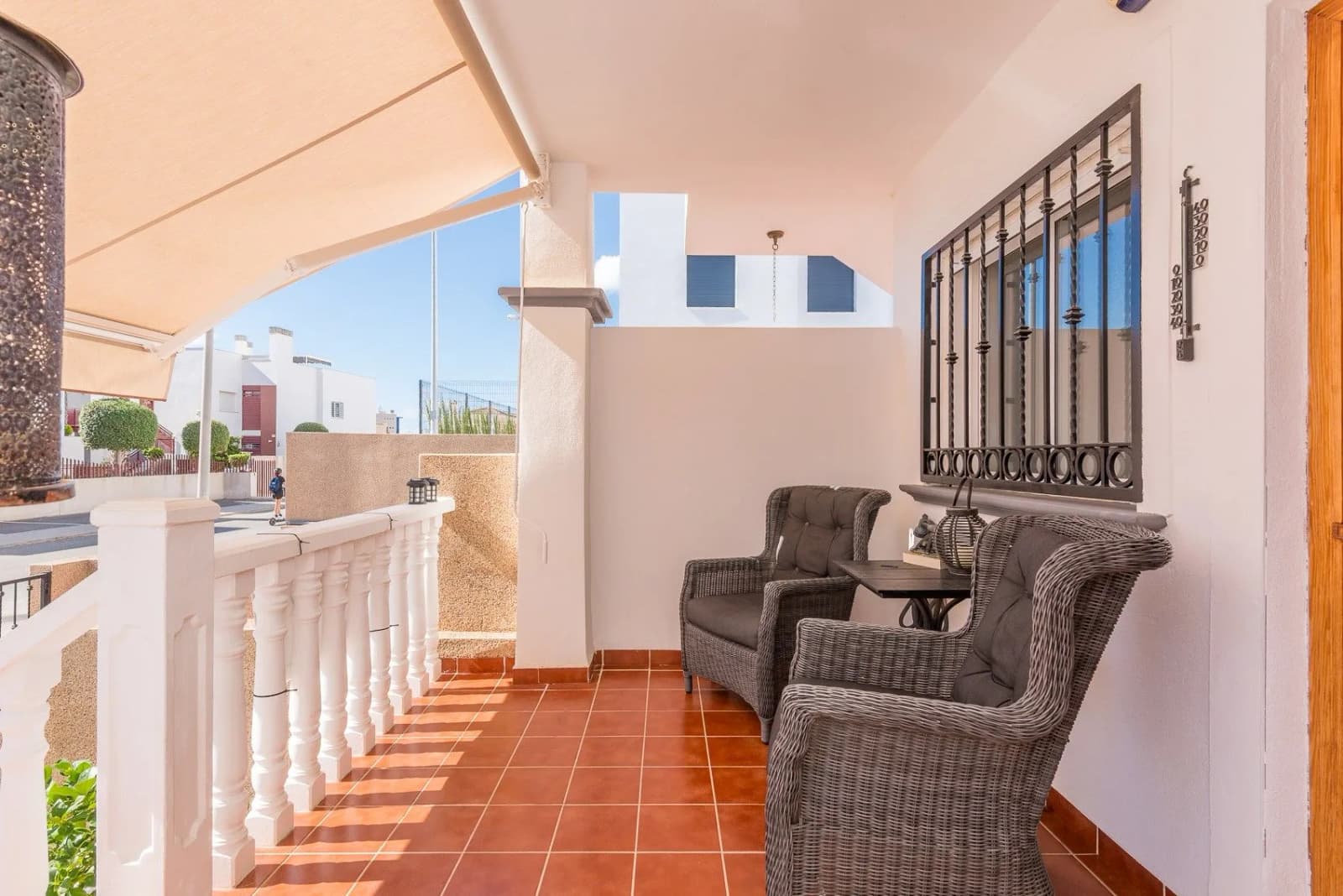 Apartment In Punta Prima - Image 5
