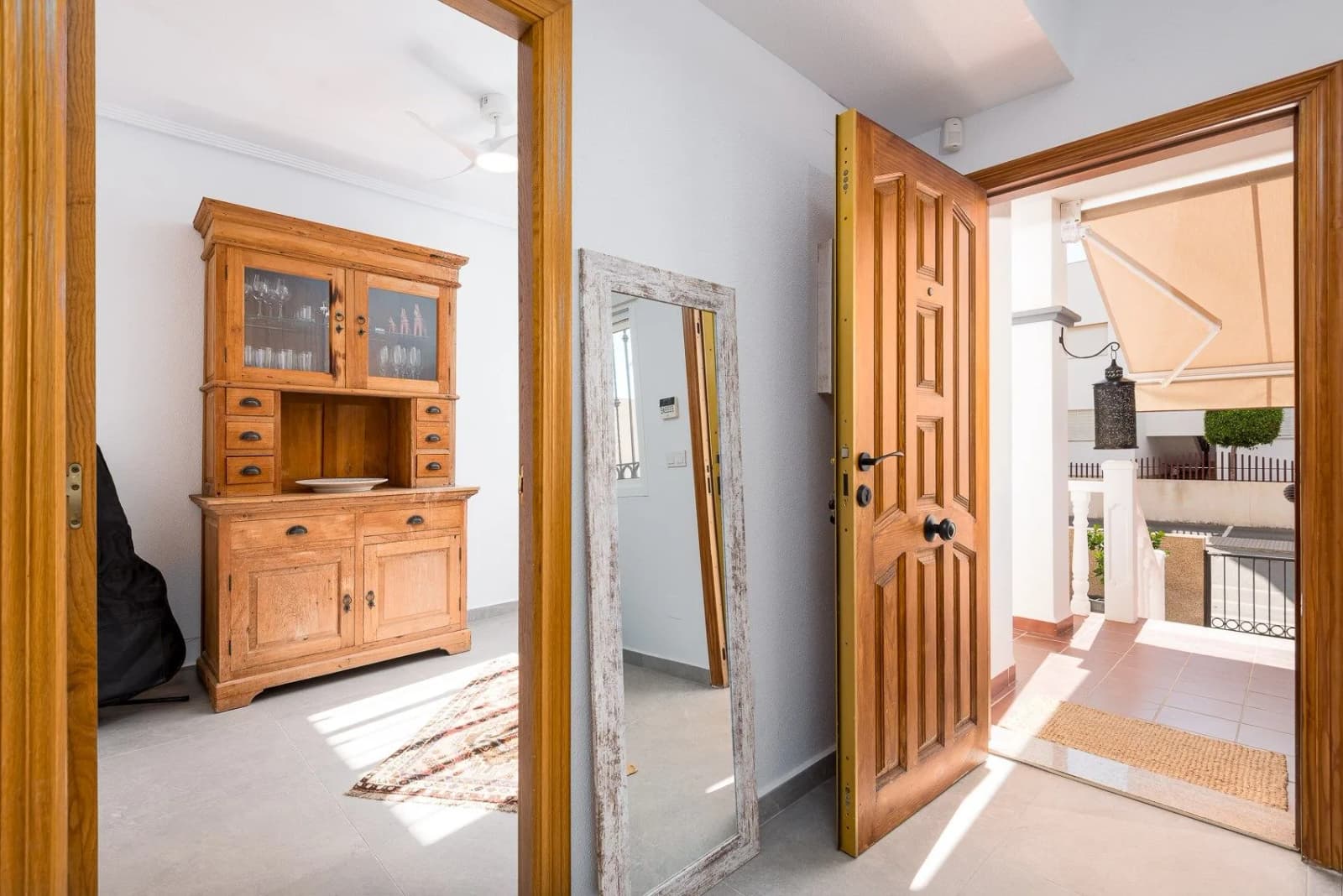 Apartment In Punta Prima - Image 7