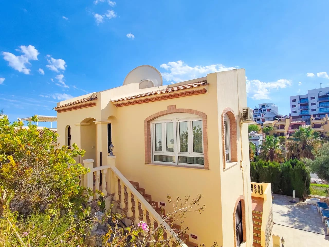 Villa In Villamartin - Image 2