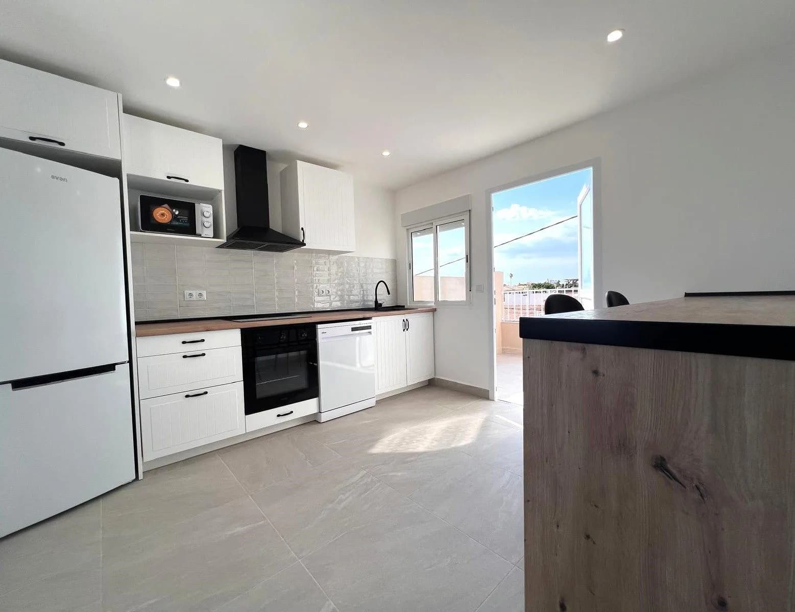 Apartment In San Pedro Del Pinatar - Image 9