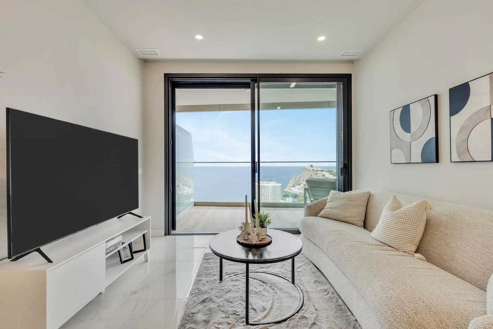 Apartment In Benidorm - Image 4