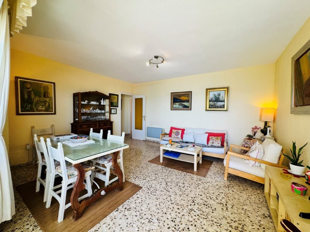 First Ligne Property - Image 8