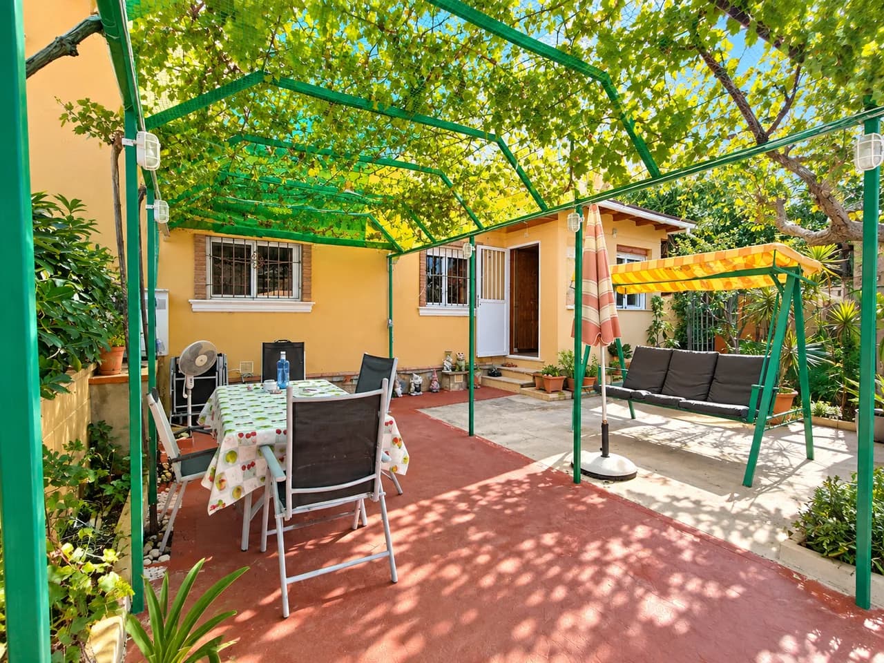 Townhouse de 4 dormitorios en venta en Ciudad Quesada, Alicante - Image 2