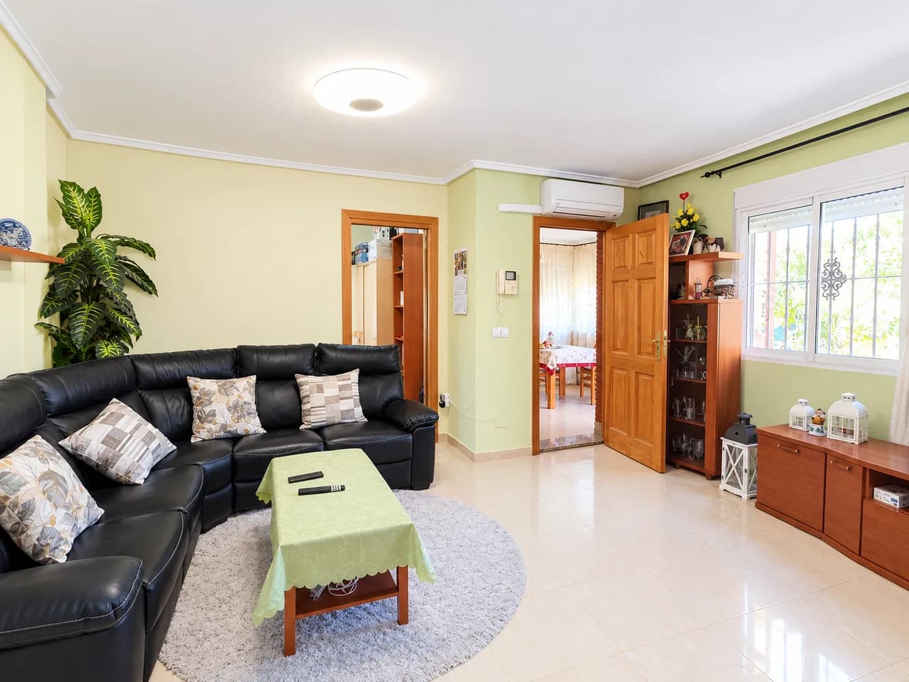 Townhouse de 4 dormitorios en venta en Ciudad Quesada, Alicante - Image 4