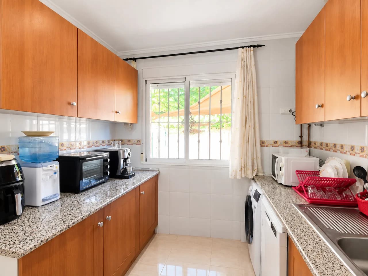 Townhouse de 4 dormitorios en venta en Ciudad Quesada, Alicante - Image 9