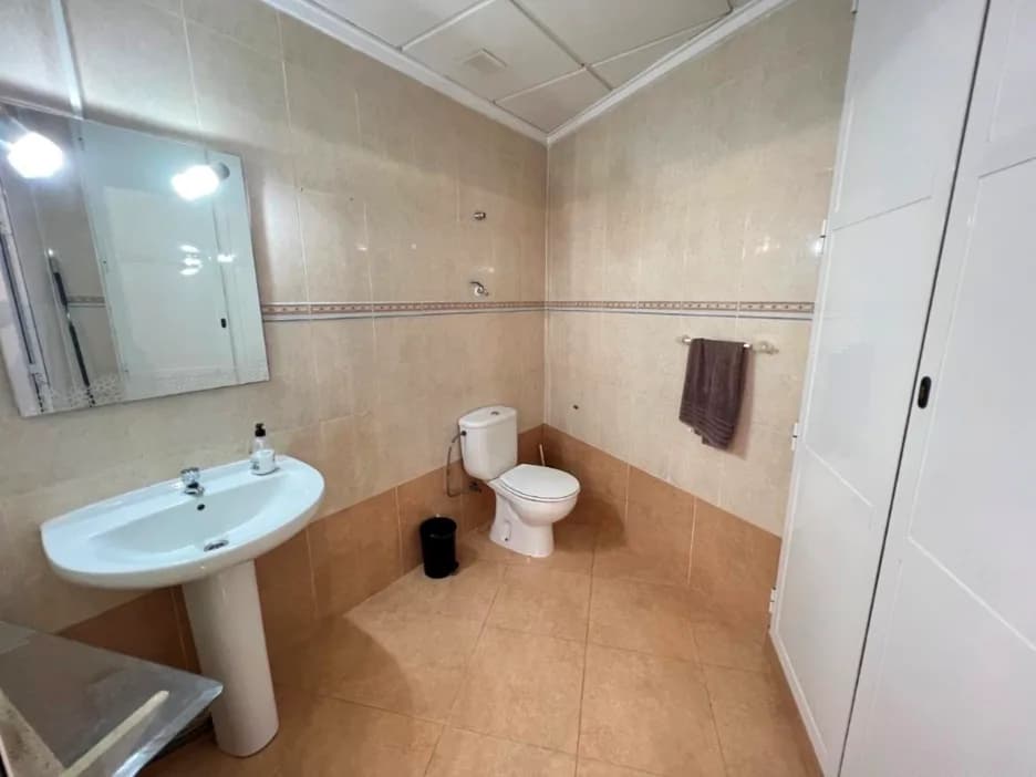 Commercial en venta en Guardamar del Segura, Costa Blanca (Alicante) - Image 8