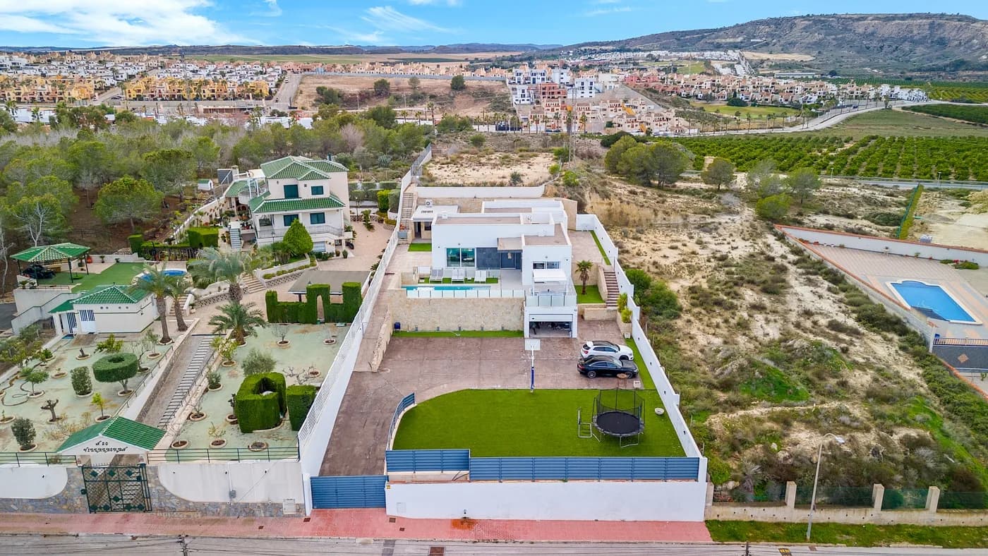 Detached Villa In Algorfa