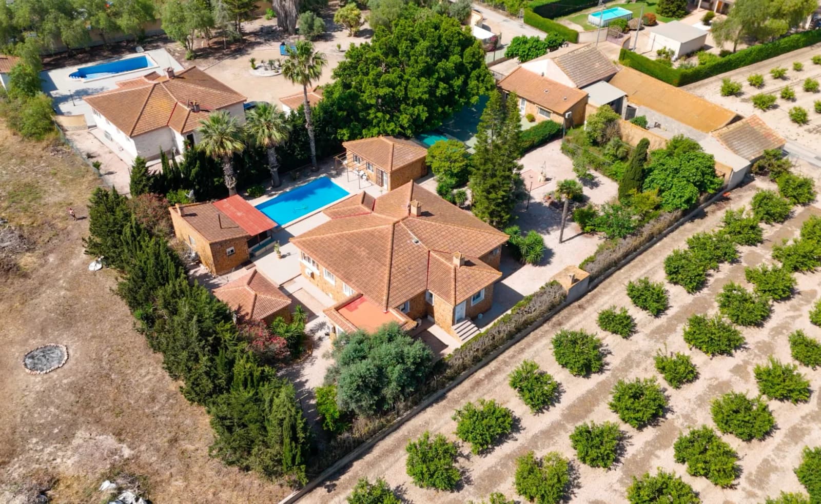 Country Property In Rojales - Image 4