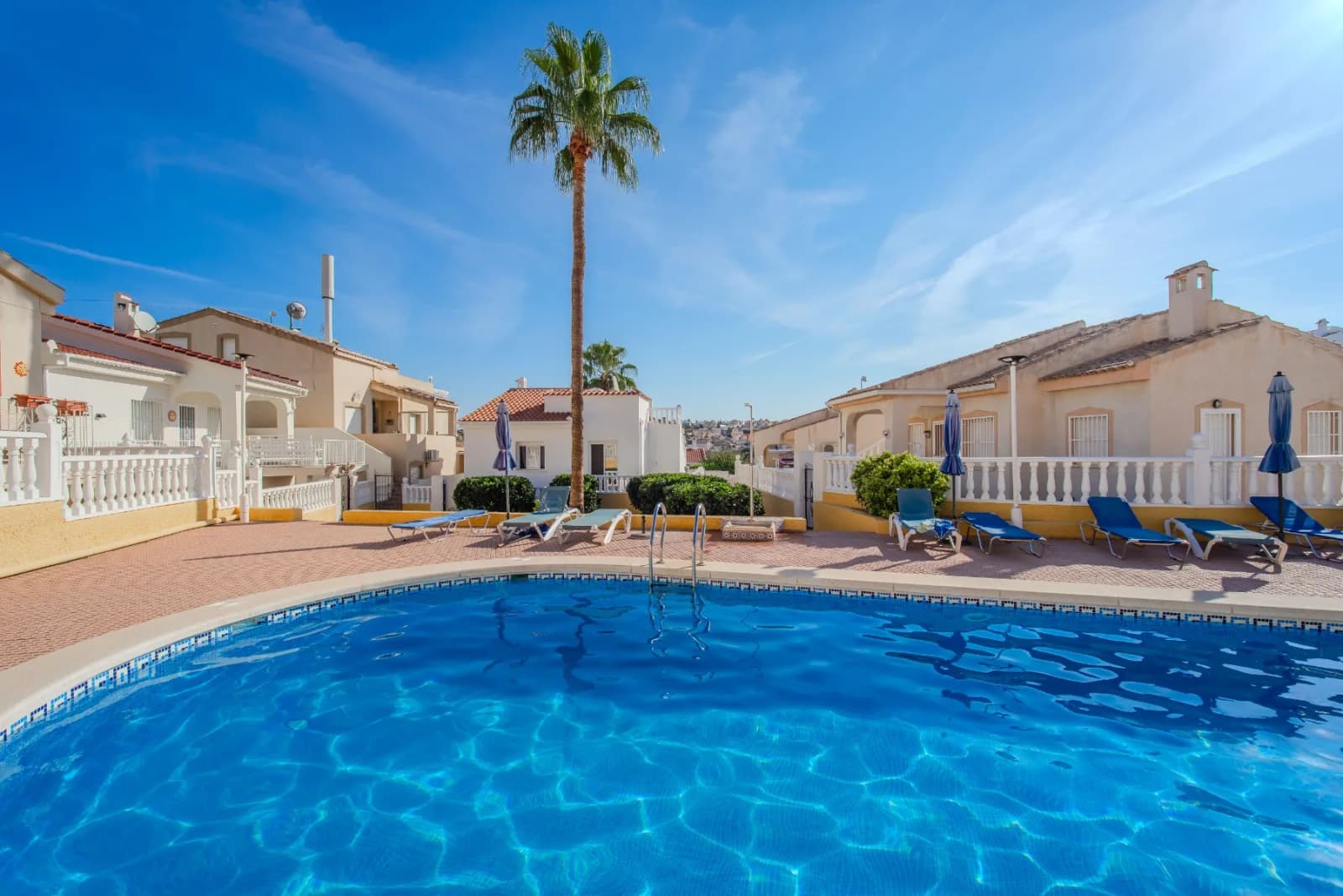 Detached Villa In Ciudad Quesada - Image 2
