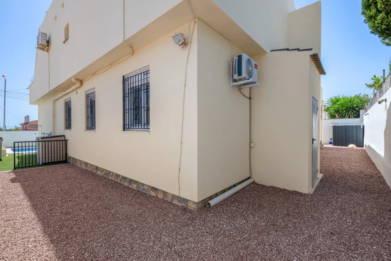 Detached Villa In Ciudad Quesada - Image 5