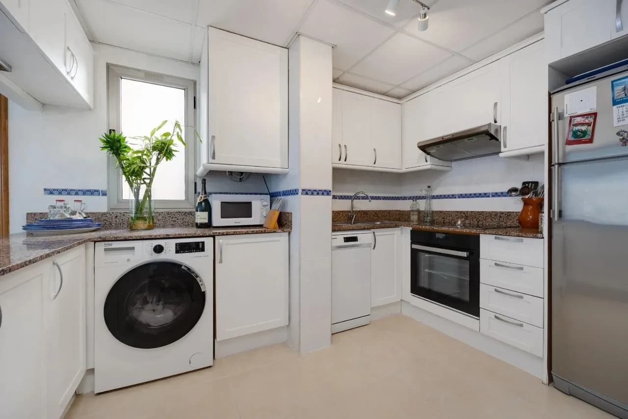 Villa de 3 dormitorios en venta en Torrevieja, Alicante - Image 5