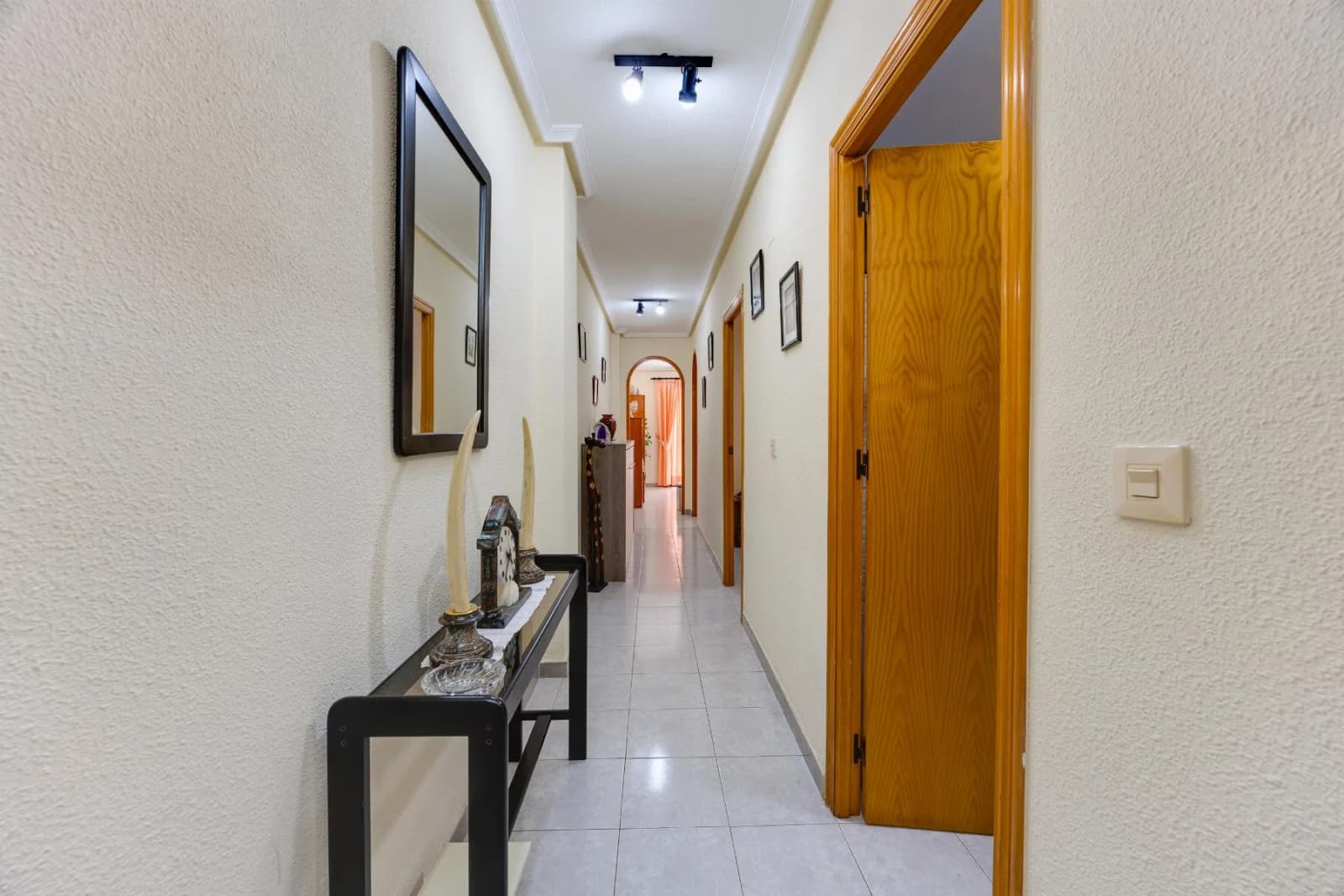 Apartamento In Torrevieja - Image 4