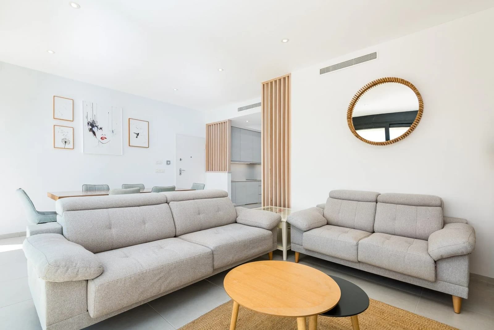 Villa de 4 dormitorios en venta en San Pedro del Pinatar, Costa Cálida - Image 9