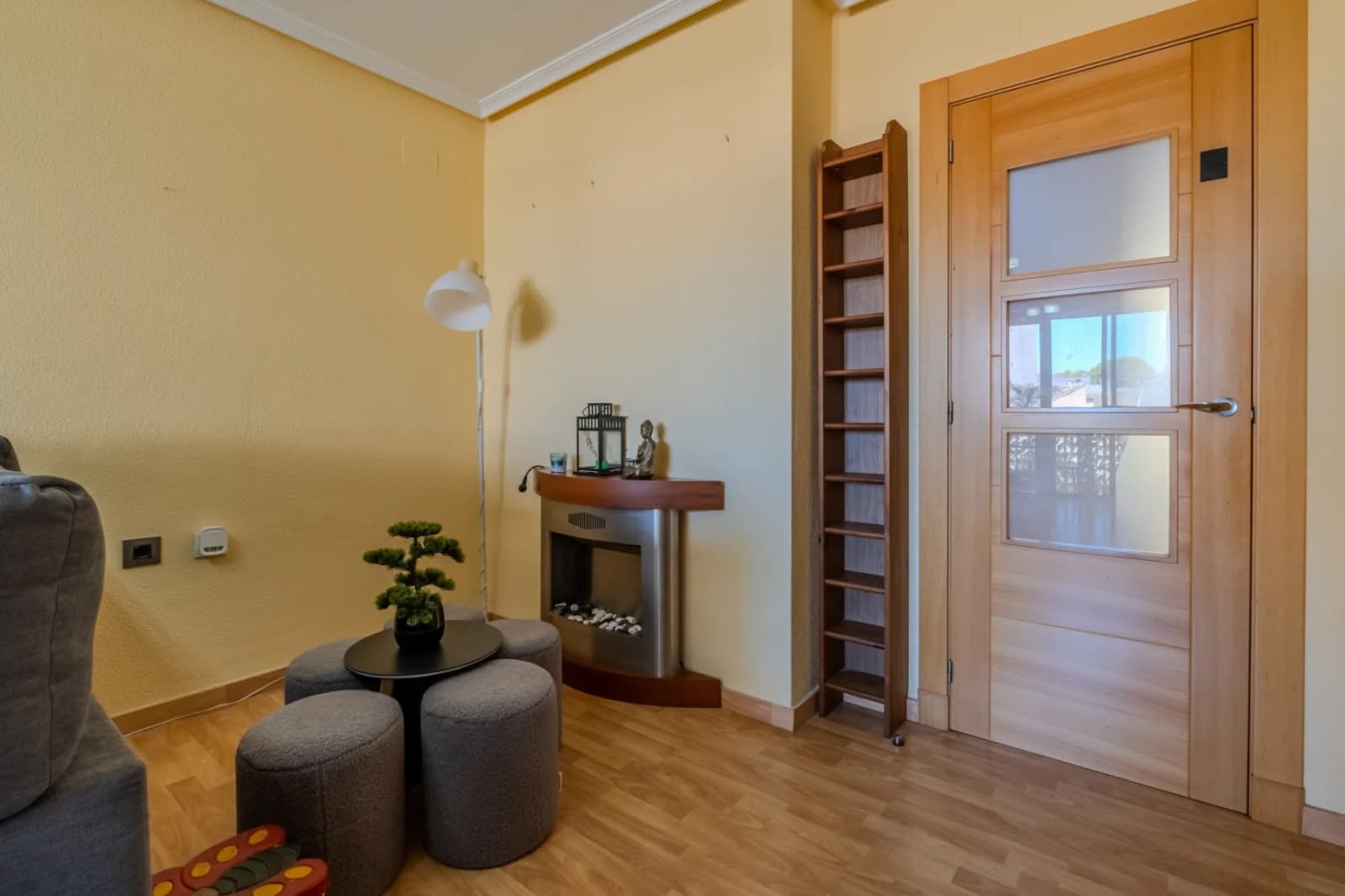 Apartment de 3 dormitorios en venta en Guardamar del Segura, Alicante - Image 6