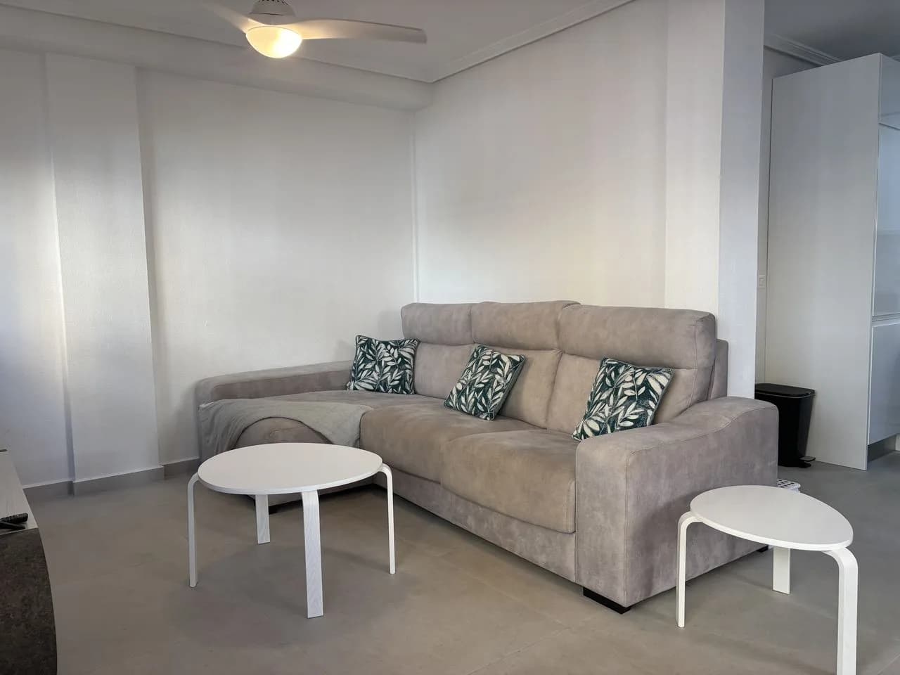Townhouse de 3 dormitorios en venta en La Zenia, Alicante - Image 9