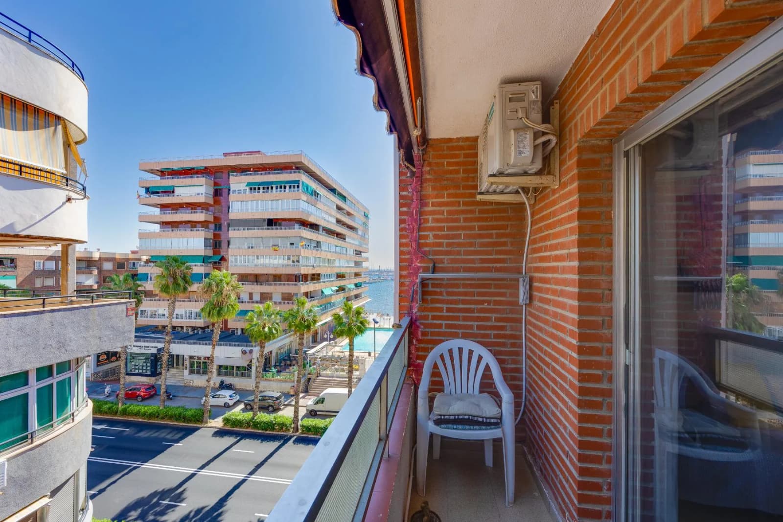 Apartamento In Torrevieja - Image 8
