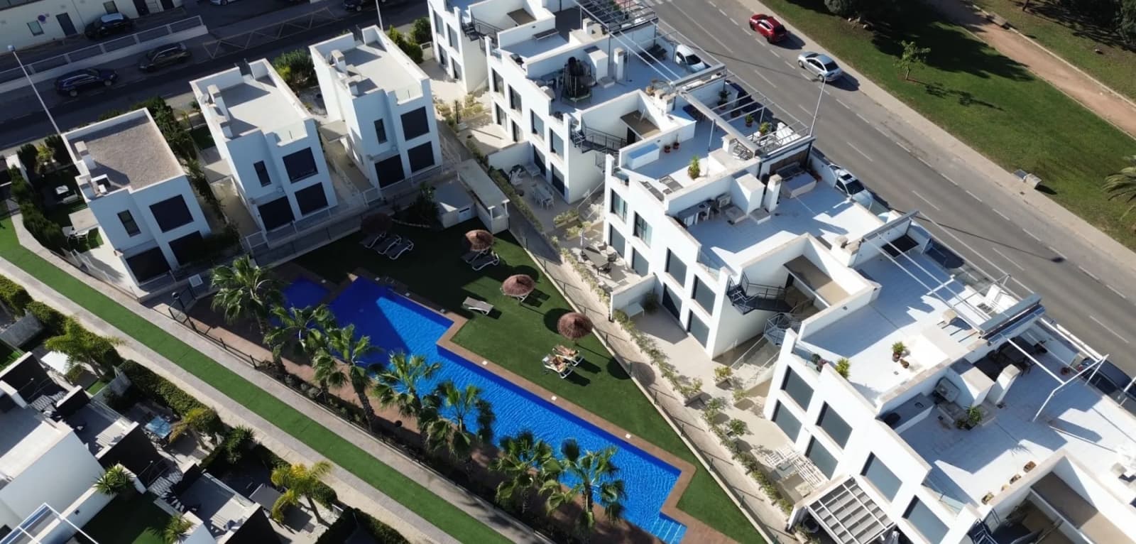 Apartment de 3 dormitorios en venta en Orihuela Costa, Costa Blanca (Alicante) - Image 2