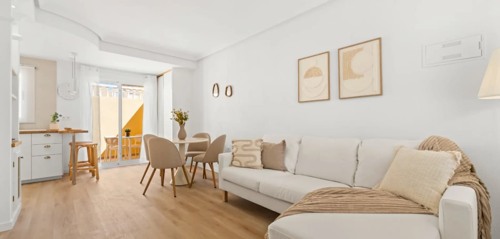 Townhouse de 2 dormitorios en venta en Orihuela Costa, Costa Blanca (Alicante) - Image 5
