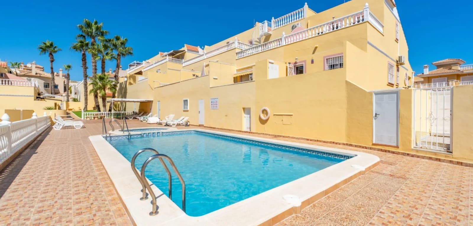 Townhouse de 2 dormitorios en venta en Orihuela Costa, Costa Blanca (Alicante) - Image 6